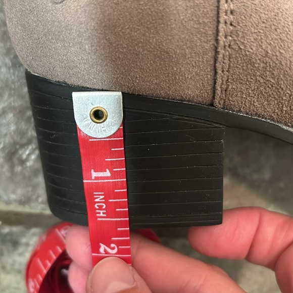 Bos & Co taupe suede sock boots Size 36 - Picture 4 of 6